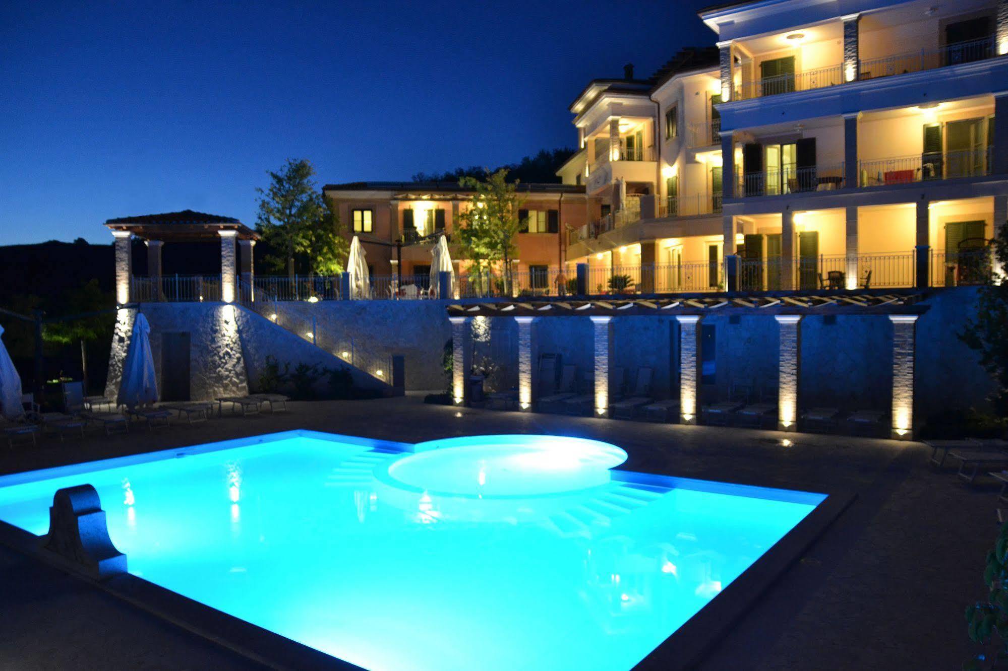 Incantea Resort Tortoreto Ngoại thất bức ảnh